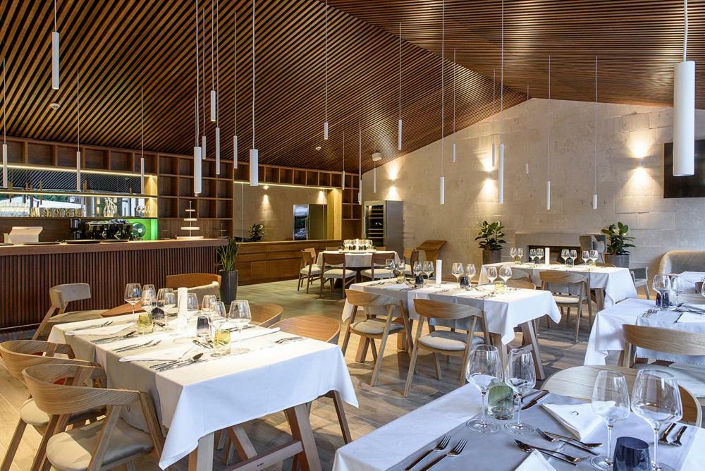 Hotel Gradska Cetinje Luaran gambar