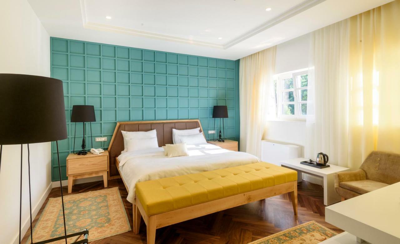 Hotel Gradska Cetinje Luaran gambar