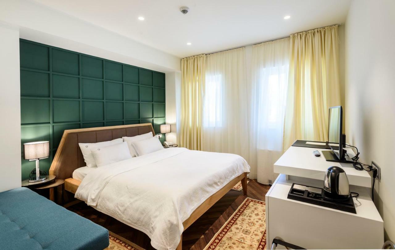 Hotel Gradska Cetinje Luaran gambar
