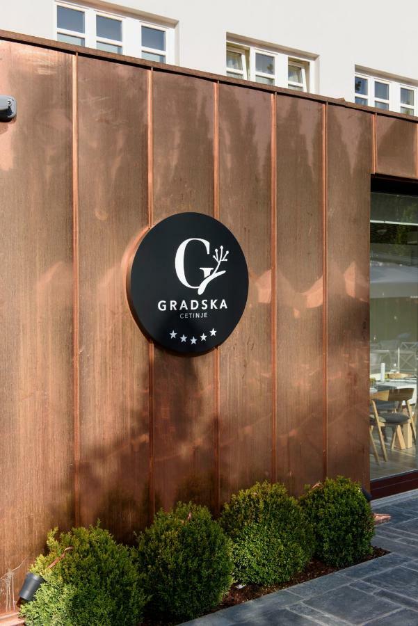 Hotel Gradska Cetinje Luaran gambar