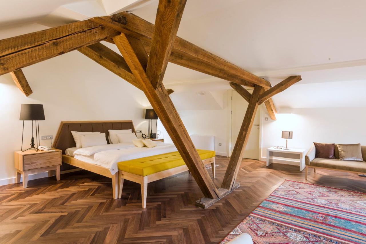 Hotel Gradska Cetinje Luaran gambar